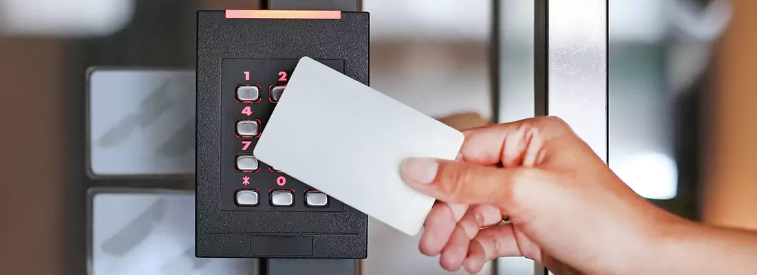 Benefits of Card Lock Readers for Properties in Iona, FL